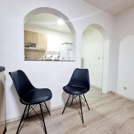 Apartman Family SJJ Exteriör bild