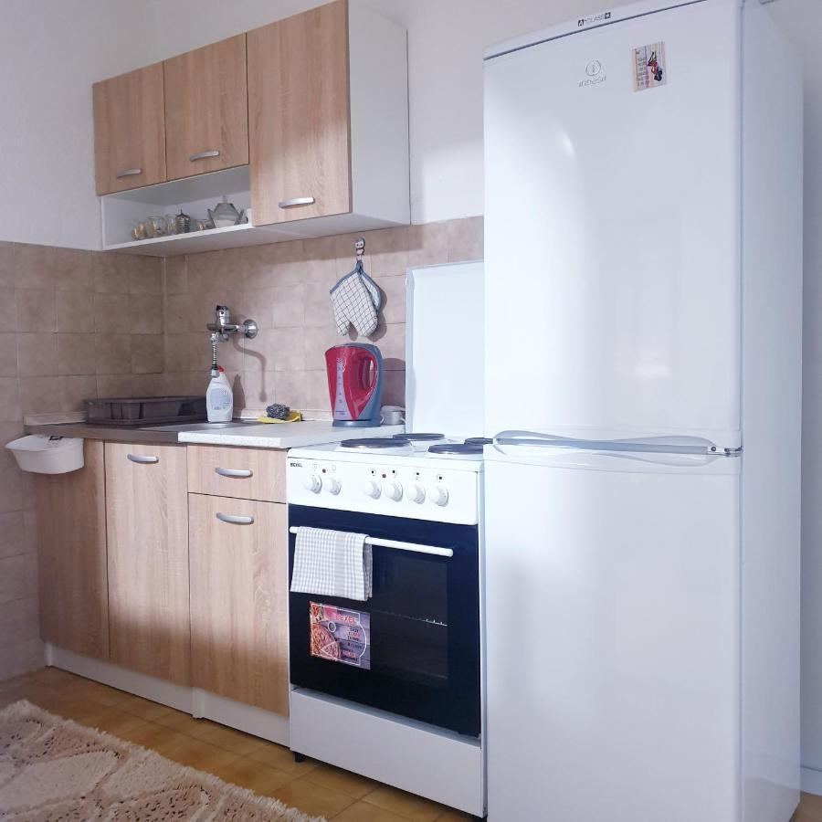 Apartman Family SJJ Exteriör bild