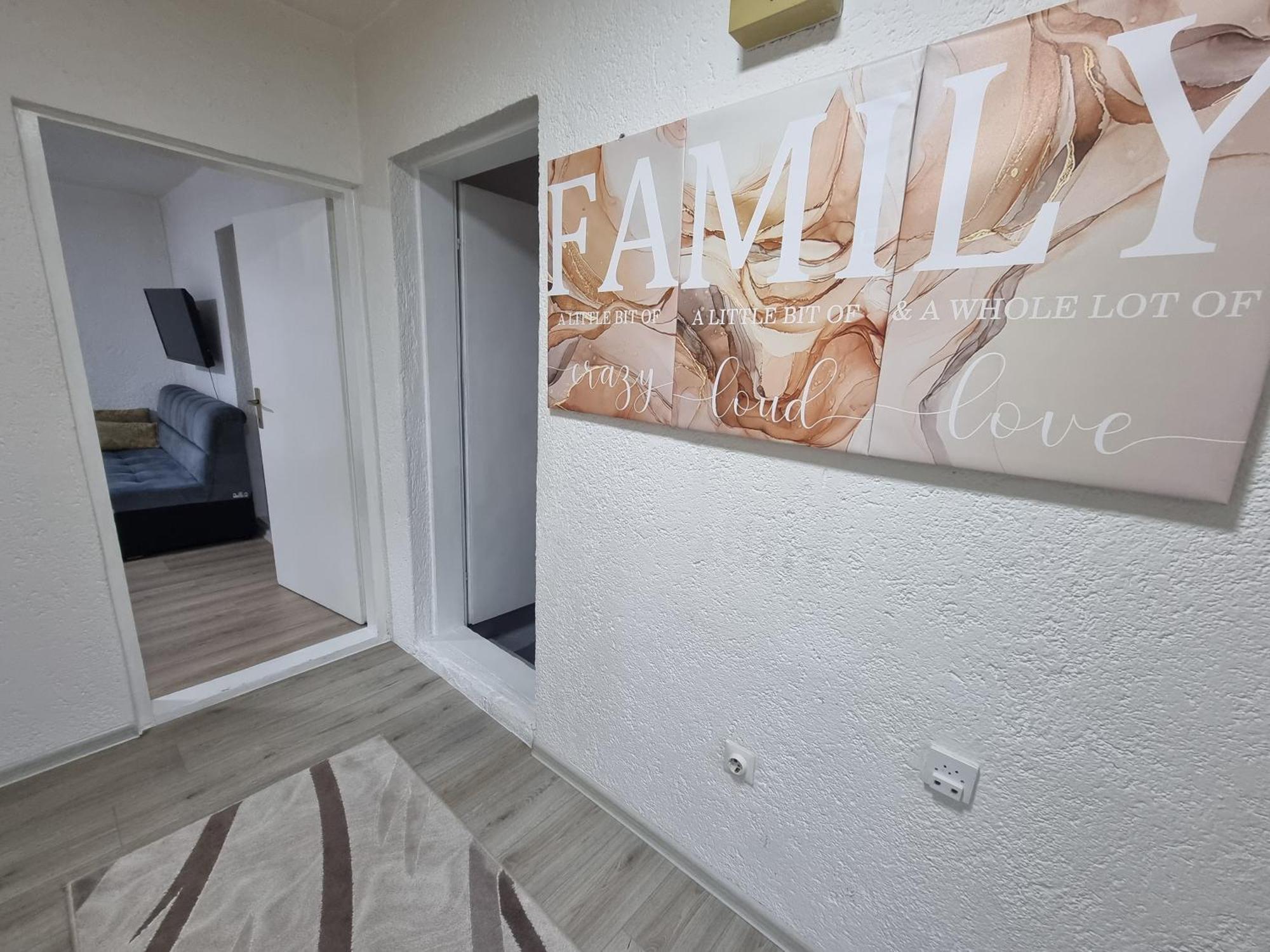 Apartman Family SJJ Exteriör bild